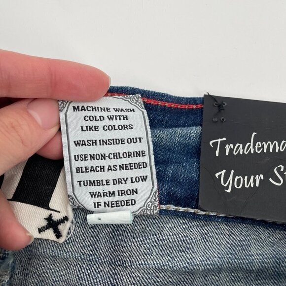 NWT Trademark Low Rise Downtown Boot Cut Jeans Womens Size 32 Maurices Pockets - Picture 7 of 10